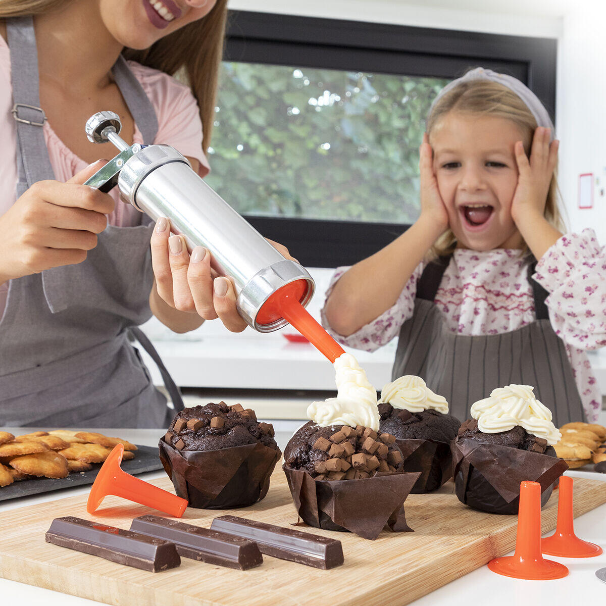 Máquina para Hacer Galletas y Manga Pastelera 2 en 1 Prekies InnovaGoods